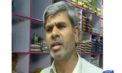 गलत तरीके से फंसाया जा रहा है: केतन अग्रवाल मर्डर केस में आरोपी के पिता ने बेटे का बचाव किया गलत तरीके से फंसाया जा रहा है: केतन अग्रवाल मर्डर केस में आरोपी के पिता ने बेटे का बचाव किया