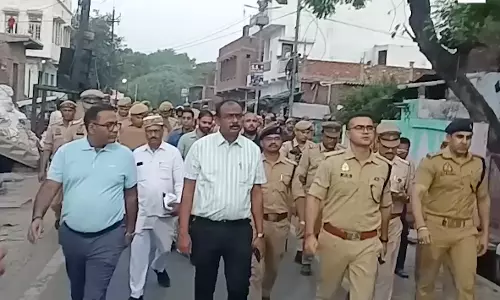 मुहर्रम से पहले फिरोजाबाद में फ्लैग मार्च मुहर्रम से पहले फिरोजाबाद में फ्लैग मार्च