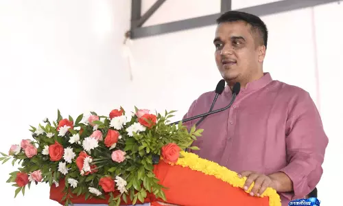 Gujarat: हरश संघवी ने ‘शाला प्रवेशोत्सव’ की सराहना की, कहा—वंचित बच्चों को मिलते हैं समान अवसर Gujarat: हरश संघवी ने ‘शाला प्रवेशोत्सव’ की सराहना की, कहा—वंचित बच्चों को मिलते हैं समान अवसर