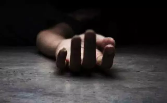 बेंगलुरु में ट्रिपल मर्डर, IT वर्कर और साथी पर माता-पिता व बहन की हत्या का आरोप बेंगलुरु में ट्रिपल मर्डर, IT वर्कर और साथी पर माता-पिता व बहन की हत्या का आरोप