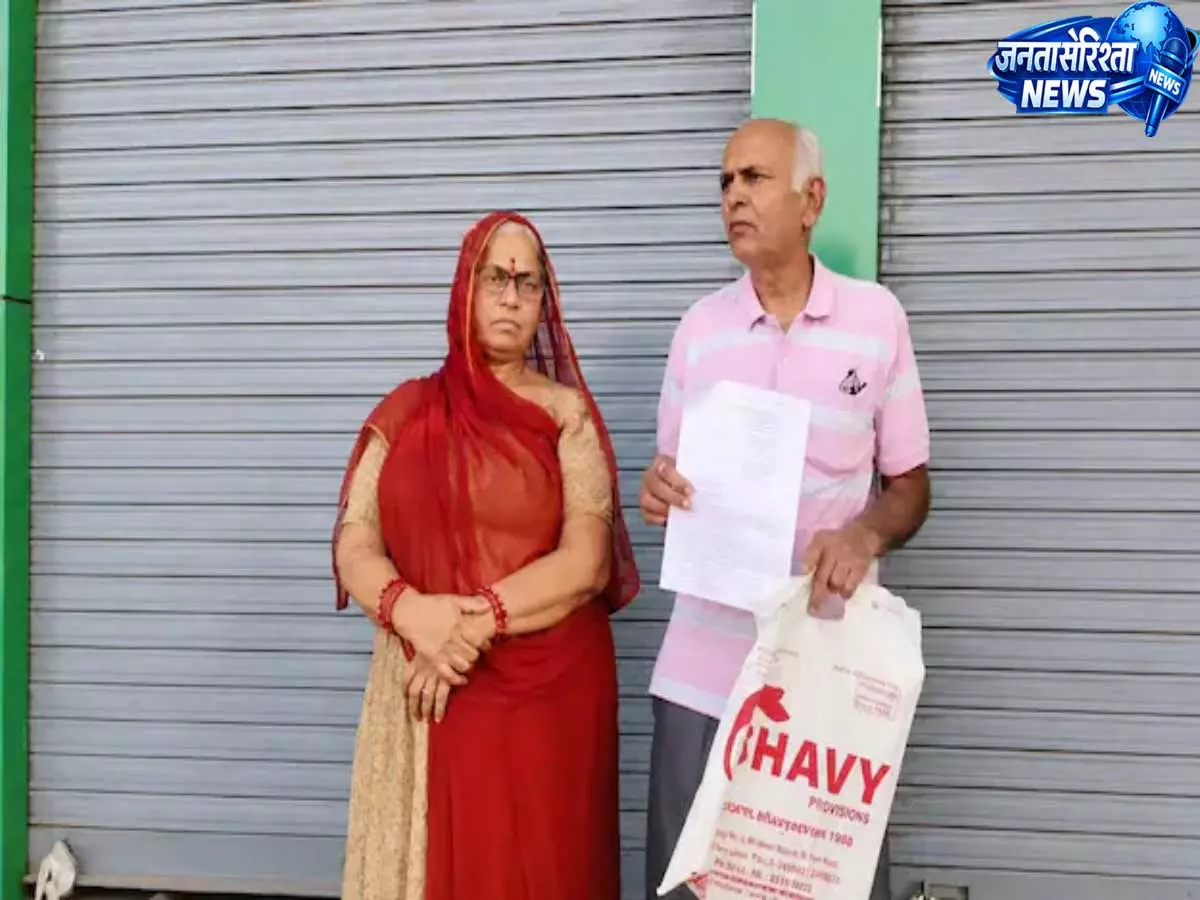 Surat में बुजुर्ग दंपत्ति ने मांगी इच्छा-मृत्यु, असहनीय उत्पीड़न का लगाया आरोप Surat में बुजुर्ग दंपत्ति ने मांगी इच्छा-मृत्यु, असहनीय उत्पीड़न का लगाया आरोप
