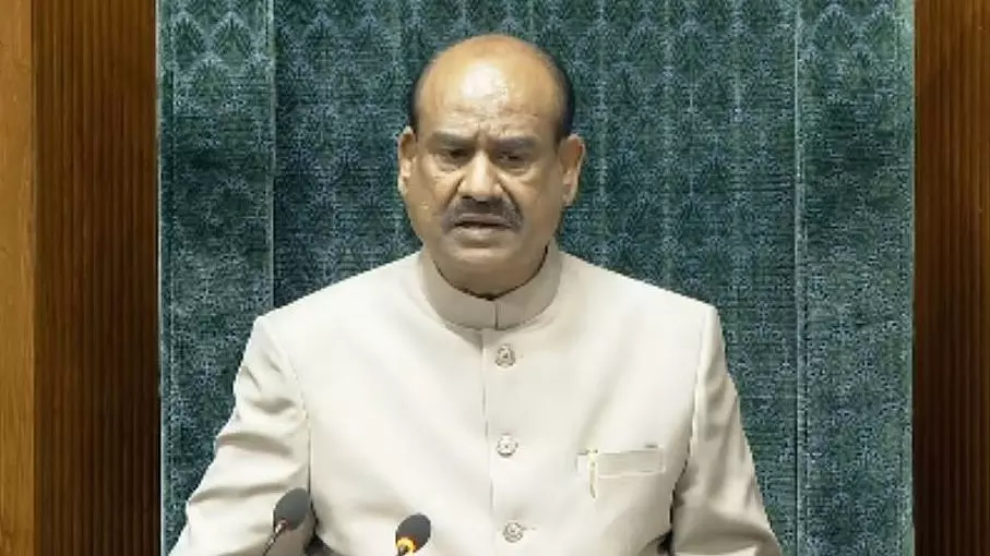 शिवसेना (UBT) टूट विवाद: लोकसभा स्पीकर की बैठक, सांसदों की मान्यता पर नजर शिवसेना (UBT) टूट विवाद: लोकसभा स्पीकर की बैठक, सांसदों की मान्यता पर नजर