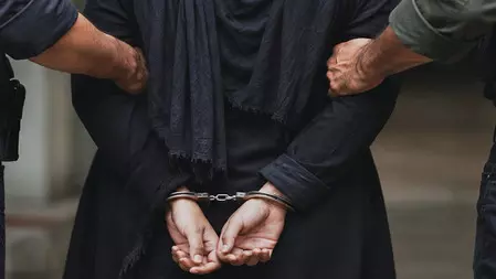 JeM स्लीपर सेल की जांच: आत्मघाती हमले, हनी-ट्रैप और भर्ती से जुड़े सुराग मिले JeM स्लीपर सेल की जांच: आत्मघाती हमले, हनी-ट्रैप और भर्ती से जुड़े सुराग मिले