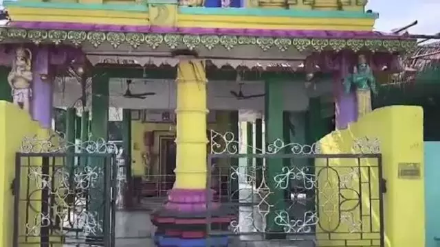 Chhatrapur में चोरों ने मंदिरों को निशाना बनाया, राम मंदिर से दान पेटी लूटी Chhatrapur में चोरों ने मंदिरों को निशाना बनाया, राम मंदिर से दान पेटी लूटी