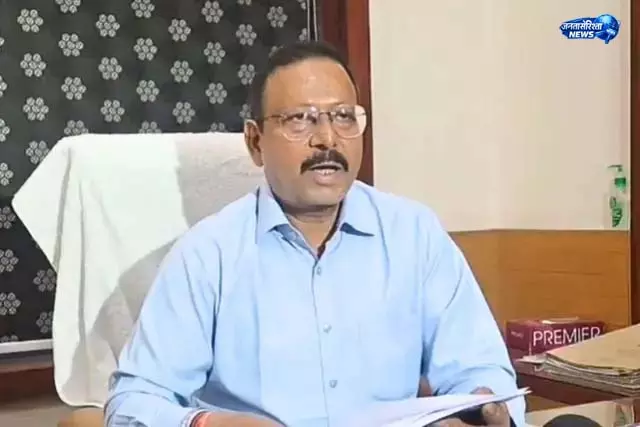 टेंडर घोटाले में बड़ी कार्रवाई, IAS संजीव हंस पर शिकंजा टेंडर घोटाले में बड़ी कार्रवाई, IAS संजीव हंस पर शिकंजा