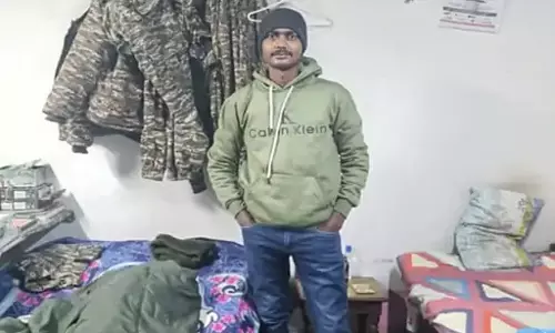 CRPF जवान ने आम पेड़ में लगाई फांसी, पत्नी संग विवाद के बाद उठाया ये कदम