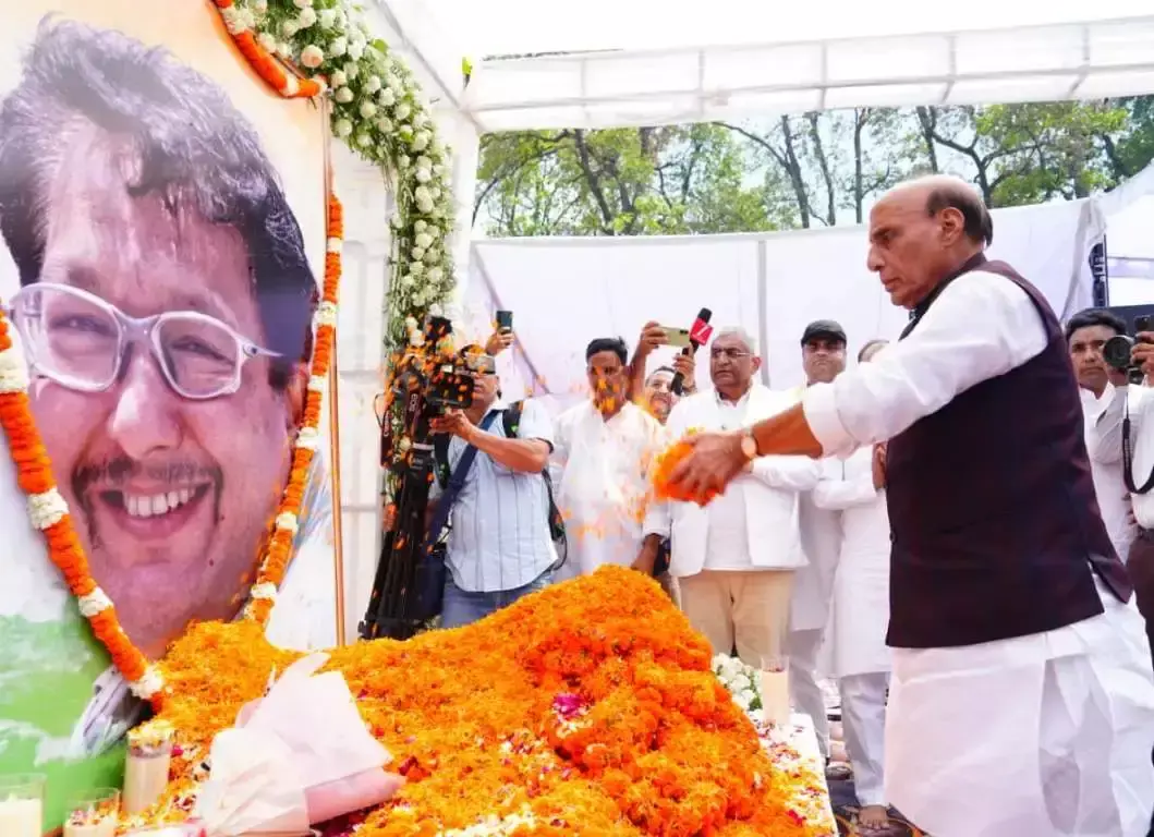 Dehradun: स्व. जसपाल राणा को नमन, राजनाथ सिंह और धामी ने किया श्रद्धासुमन अर्पित