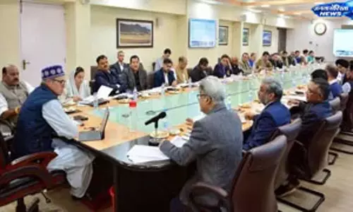 J&K : कैबिनेट ने आरक्षण नीति पर केंद्र के सवालों का जवाब मंज़ूर किया