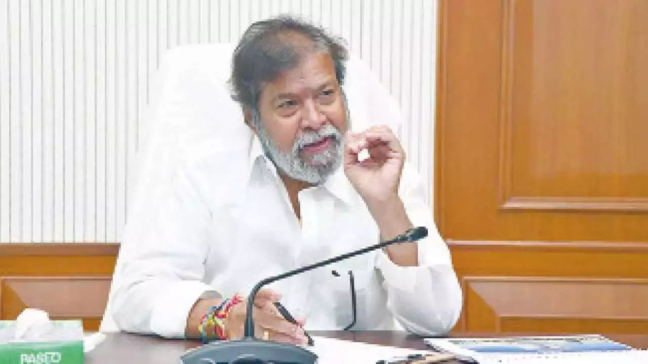 राजनरसिम्हा ने दूर-दराज के इलाकों में भी समान मेडिकल पहुंच का आदेश दिया