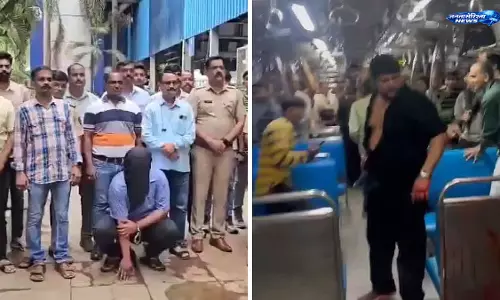 Mumbai लोकल ट्रेन में चाकूबाजी से युवक की हत्या, 15 घंटे में आरोपी गिरफ्तार