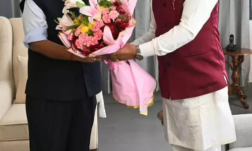 CM विष्णुदेव साय ने बीजेपी राष्ट्रीय अध्यक्ष नितिन नवीन से सौजन्य भेंट की