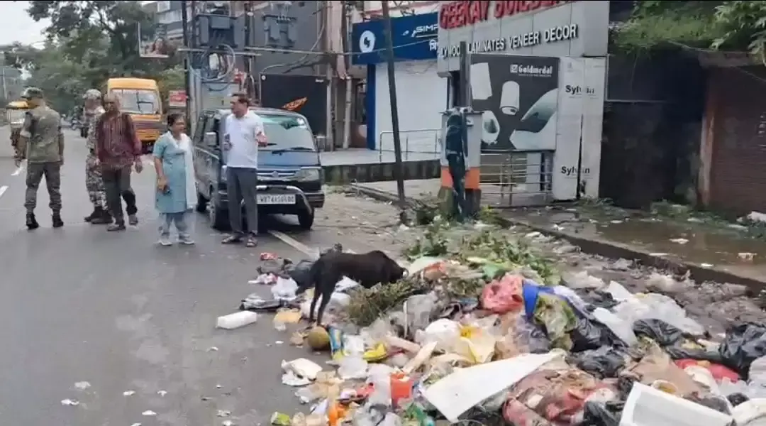 Siliguri: सफाई व्यवस्था सुधारने के लिए प्रशासक के सख्त निर्देश, अधिकारियों की बढ़ी जिम्मेदारी