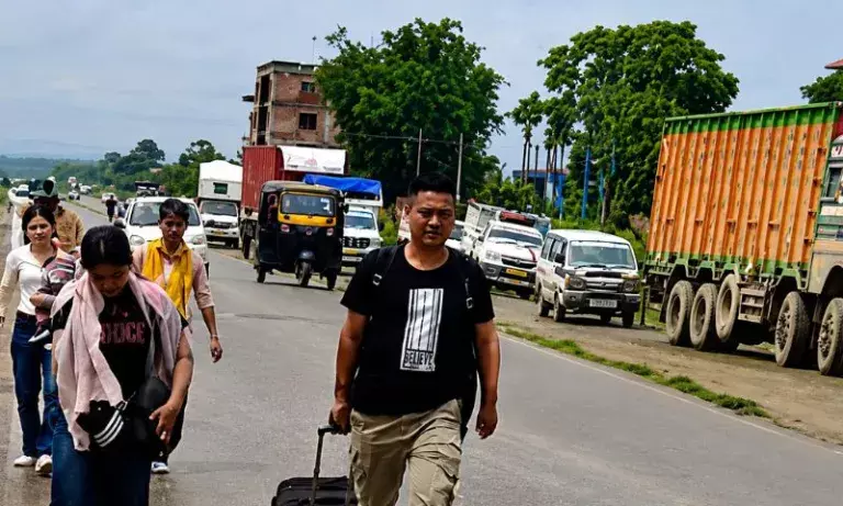 Manipur: NH-2 पर लियांगमाई नागा बंद के दौरान सुरक्षा बलों के साथ झड़प