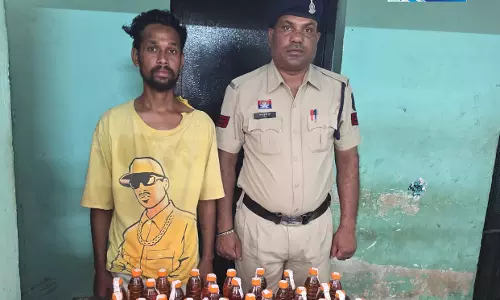 गंजपारा में शराब बेच रहा आरोपी गिरफ्तार