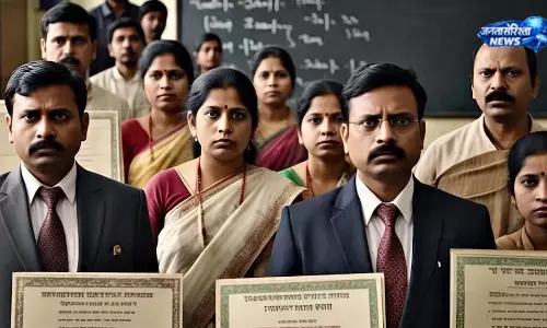 रिजल्ट जारी, लेकिन मार्कशीट वितरण में देरी से छात्र परेशान