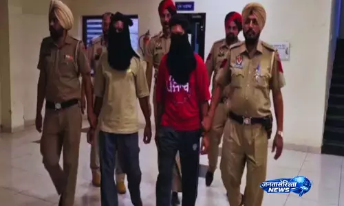 तालाब के पास शव मिला: दो दोस्त गिरफ्तार, नशीली दवा देने का आरोप