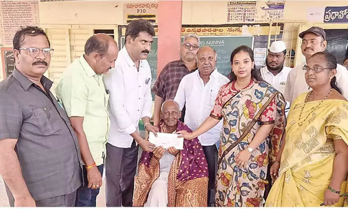 Andhra: मिड-डे मील किचन के लिए PNG कनेक्शन