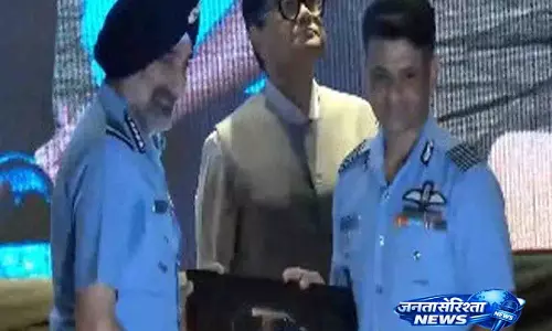 IAF चीफ ने सराही शुभांशु शुक्ला की किताब, युवाओं के लिए बताया बड़ा प्रेरणास्रोत