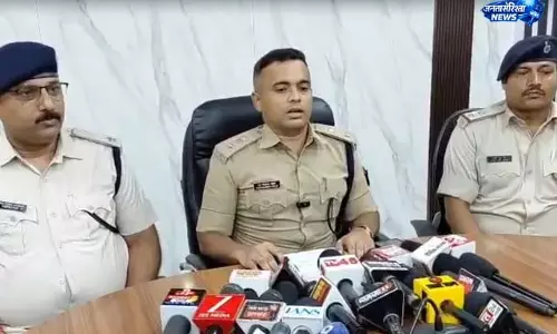 2 पिस्टल और 33 कारतूस के साथ आरोपी गिरफ्तार