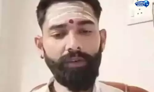 बक्सर स्टेशन से गिरफ्तारी, भड़काऊ पोस्ट का मामला