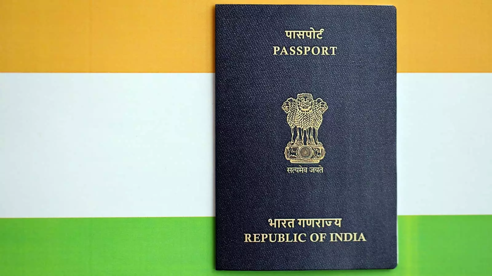 Hyderabad: पासपोर्ट सिर्फ यात्रा का दस्तावेज़, नागरिकता का पक्का सबूत नहीं Hyderabad: पासपोर्ट सिर्फ यात्रा का दस्तावेज़, नागरिकता का पक्का सबूत नहीं