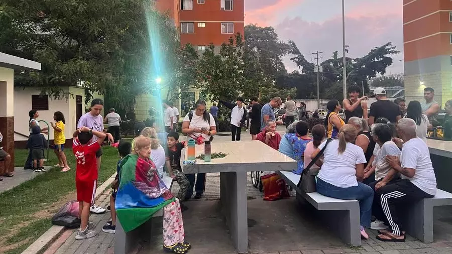 Venezuela में दो भीषण भूकंप: इमारतें ढहीं, भारी तबाही और हताहतों की आशंका Venezuela में दो भीषण भूकंप: इमारतें ढहीं, भारी तबाही और हताहतों की आशंका