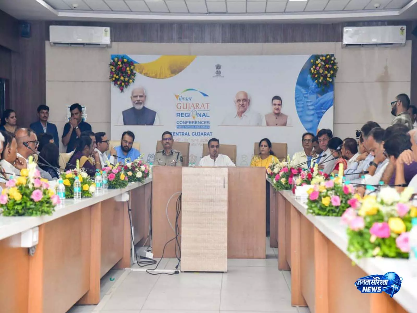 Gujarat में ₹1,700 करोड़ का बादलपुर–करेली बैराज सह पुल परियोजना, तीन जिलों के विकास को मिलेगा बढ़ावा Gujarat में ₹1,700 करोड़ का बादलपुर–करेली बैराज सह पुल परियोजना, तीन जिलों के विकास को मिलेगा बढ़ावा