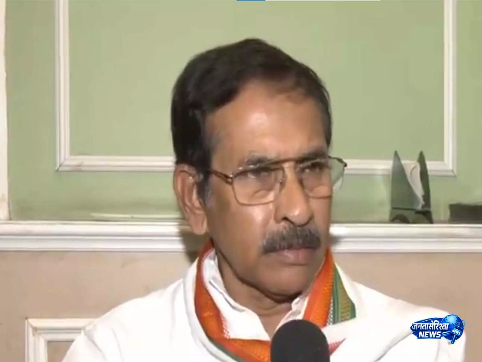 तारातला गोदाम हादसे पर Congress का सवाल, मुआवजा और नौकरी की मांग तेज तारातला गोदाम हादसे पर Congress का सवाल, मुआवजा और नौकरी की मांग तेज