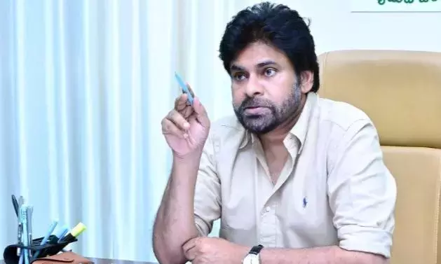 Telangana: KMC ने नालों से गाद निकालने का काम तेज़ किया