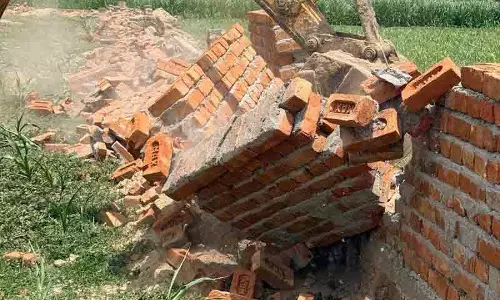 Sonipat में अवैध निर्माणों पर बुलडोज़र की कार्रवाई