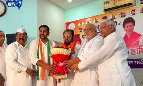 Karnal नए ब्लॉक अध्यक्ष का कांग्रेस ने किया अभिनंदन Karnal नए ब्लॉक अध्यक्ष का कांग्रेस ने किया अभिनंदन