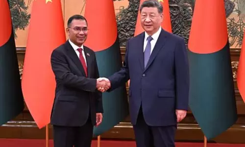 बांग्लादेश के प्रधानमंत्री तारिक रहमान ने बीजिंग में चीन के राष्ट्रपति शी जिनपिंग के साथ वार्ता की