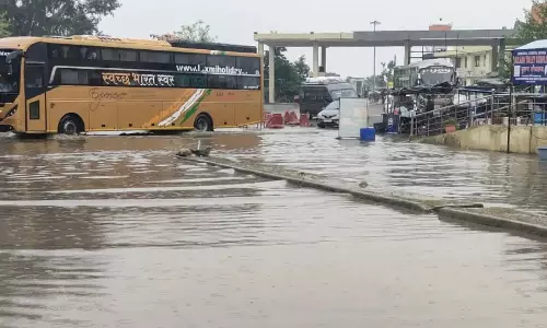 Kathua: भारी बारिश से लखनपुर, कठुआ और बिलावर में जनजीवन प्रभावित