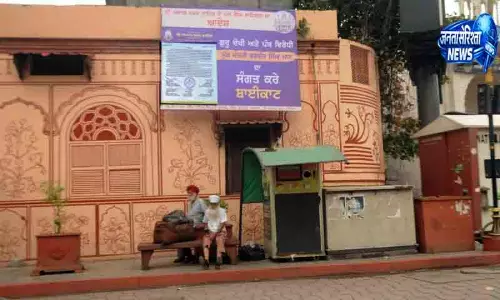 Amritsar गुरुद्वारों में फ्लेक्स बोर्ड लगाने पर विवाद