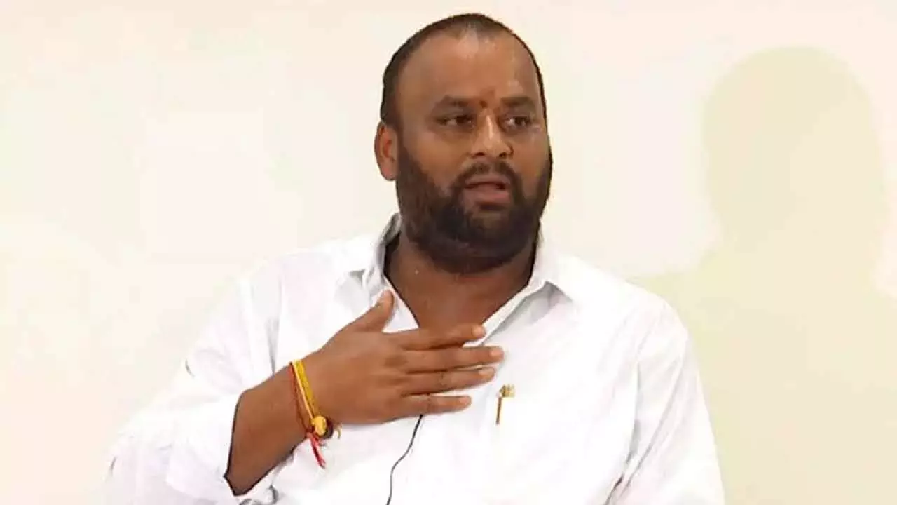 Andhra: एपी मंत्री रामप्रसाद रेड्डी ने पिलेरू दुर्घटना पर दुख व्यक्त किया
