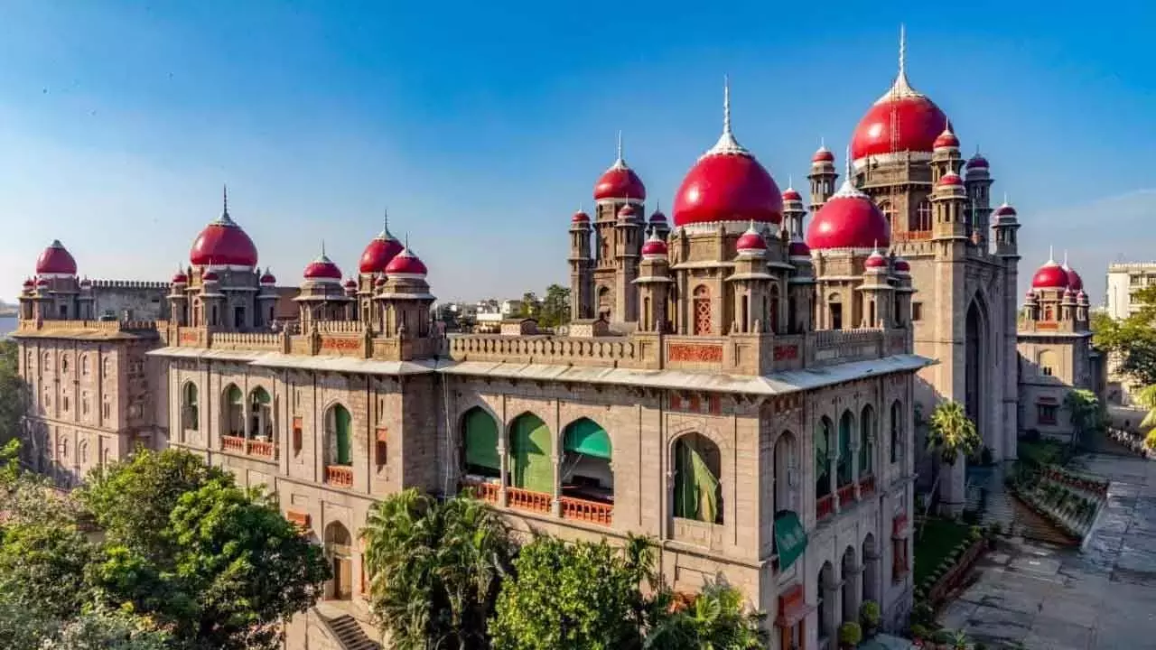 HC ने केवल तेलुगु चुनावी गणना फॉर्म को चुनौती देने वाली याचिका पर नोटिस जारी किया