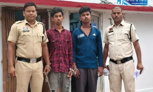 डीडी नगर में चाकू से हमला करने वाले 2 आरोपी गिरफ्तार