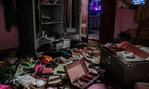 60 लाख के गहने और कैश लेकर फरार चोर