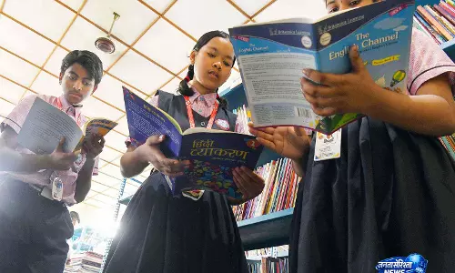 CBSE का नया नियम: 7–9वीं के छात्रों को 2 विदेशी भाषाओं की सुविधा, 10वीं तक वही कॉम्बिनेशन रखने की छूट
