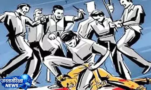 पुरानी रंजिश को लेकर मारपीट, दो महिलाओं पर गाली-गलौज और हमला करने का आरोप