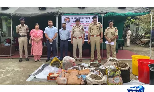 Dibrugarh Police ने 1.4 करोड़ की नशीली सामग्री नष्ट की, 9 महीनों में 112 गिरफ्तार