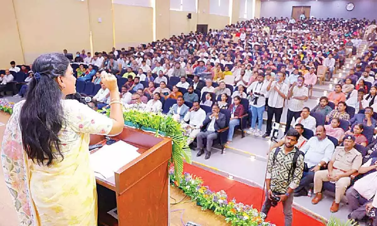 गांजा शून्य, ड्रग्स के खिलाफ मजबूत लड़ाई: अनिता