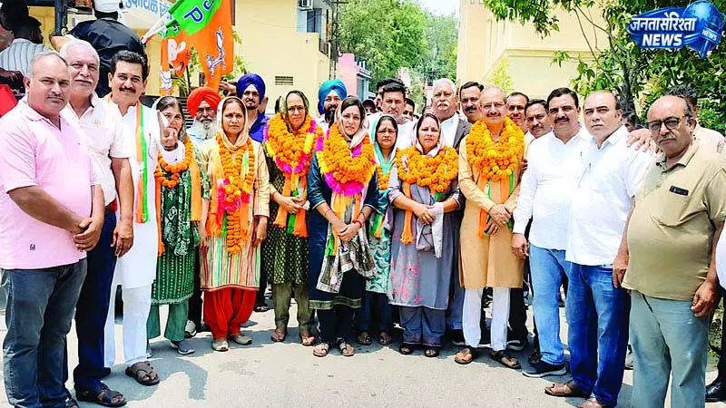 नगर परिषद मैहतपुर बसदेहड़ा में मीना अध्यक्ष, सरोज उपाध्यक्ष नगर परिषद मैहतपुर बसदेहड़ा में मीना अध्यक्ष, सरोज उपाध्यक्ष