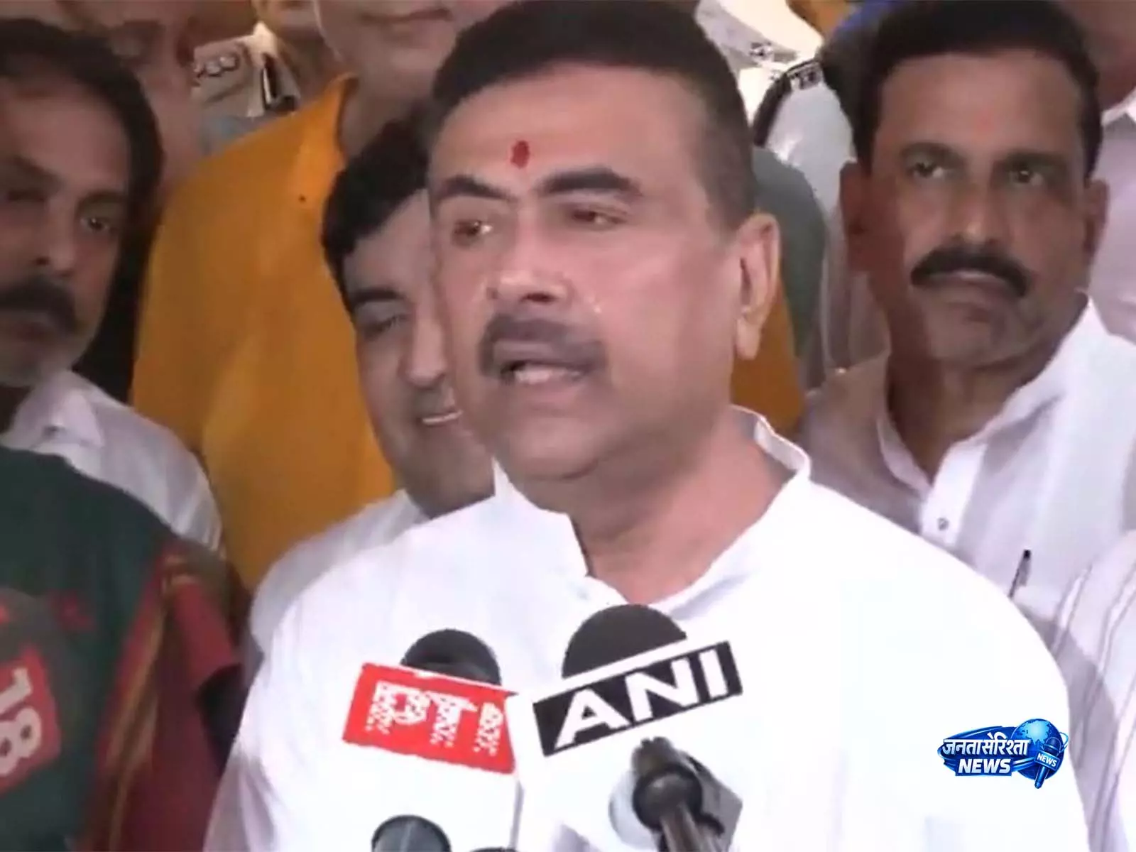 आंध्र प्रदेश के Srikakulam में वन्यजीव तस्करी रैकेट का भंडाफोड़, 21 संरक्षित जानवर बरामद आंध्र प्रदेश के Srikakulam में वन्यजीव तस्करी रैकेट का भंडाफोड़, 21 संरक्षित जानवर बरामद
