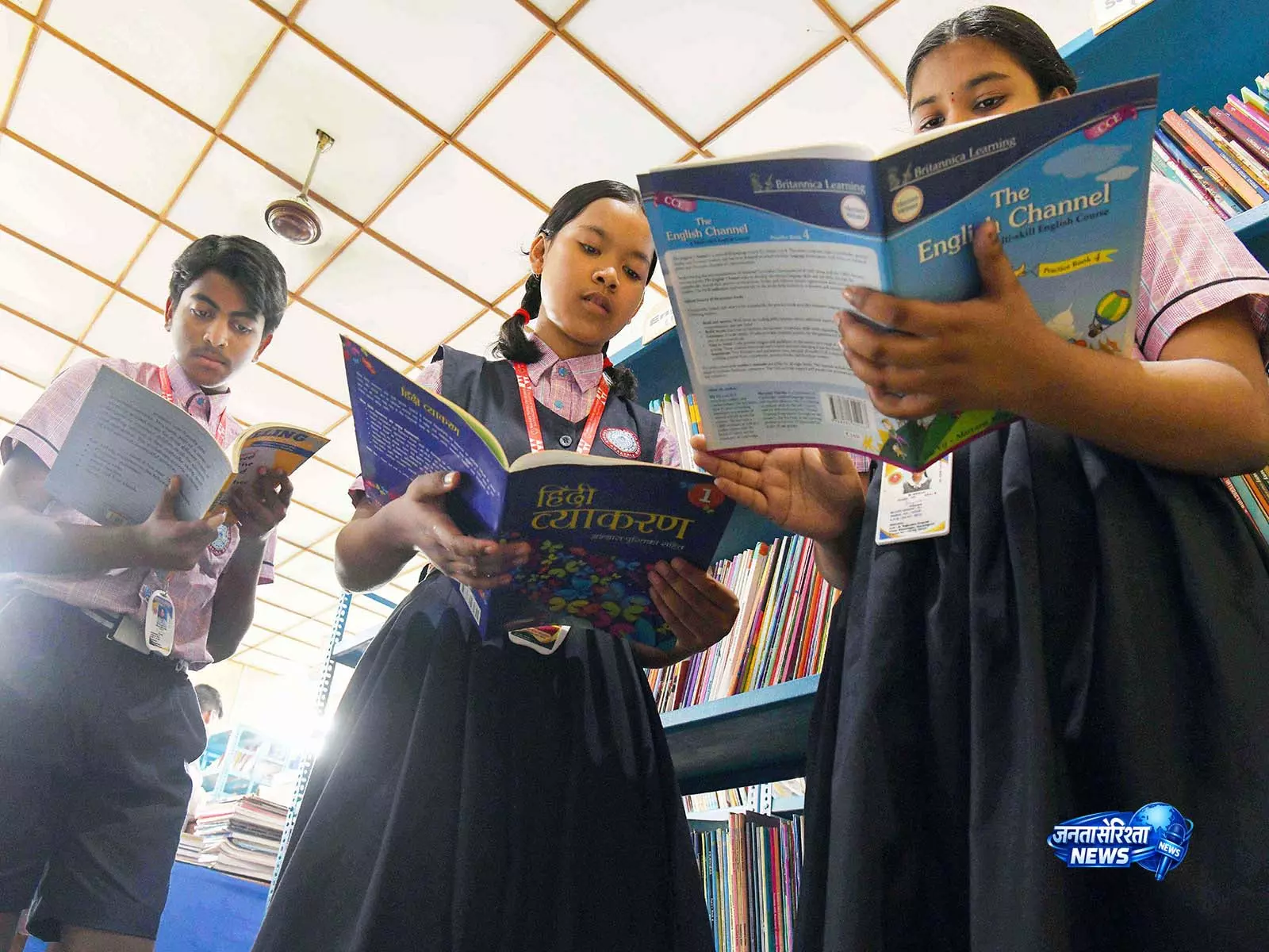 CBSE का नया नियम: 7–9वीं के छात्रों को 2 विदेशी भाषाओं की सुविधा, 10वीं तक वही कॉम्बिनेशन रखने की छूट