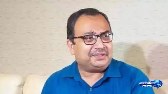 “हम गद्दार नहीं, हम दीदी के साथ हैं”: TMC नेता कुणाल घोष का बयान, कार्यकर्ता बैठक में भारी भीड़ “हम गद्दार नहीं, हम दीदी के साथ हैं”: TMC नेता कुणाल घोष का बयान, कार्यकर्ता बैठक में भारी भीड़