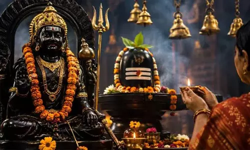 शनि प्रदोष व्रत का खास महत्व, साढ़ेसाती-ढैय्या से बचाव के लिए करें ये उपाय