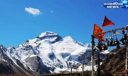 Adi Kailash और ओम पर्वत यात्रा में रिकॉर्ड भीड़, श्रद्धालुओं की संख्या 50 हजार पार