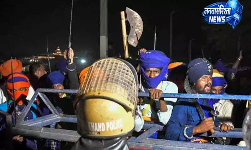 Shimla पांवटा साहिब गुरुद्वारे में निहंगों का धरना जारी