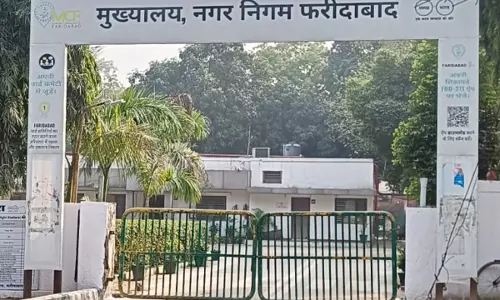 Faridabad: लापरवाही पर फरीदाबाद नगर निगम के इंजीनियर पर गिरी गाज